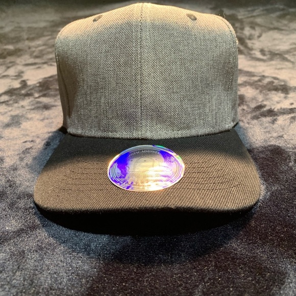 💛 Grey/Black Unisex Snapback Ballcap - Picture 16 of 16